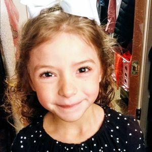 Meet your Posher, Carmela